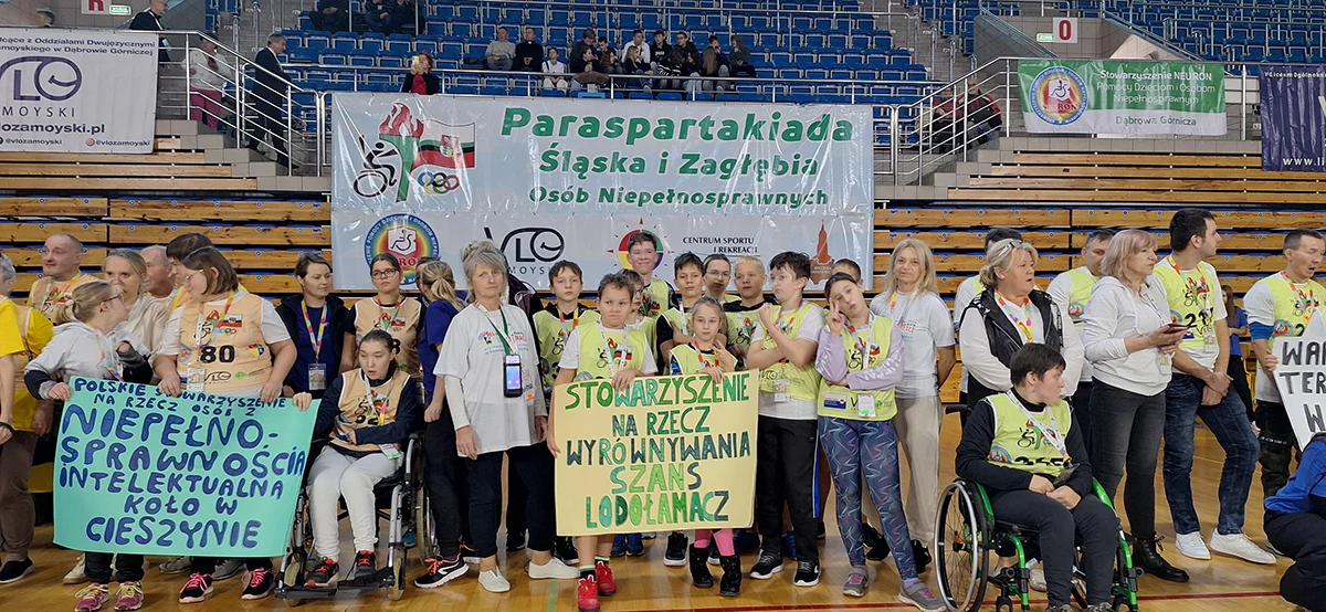 Zwycięstwo drużyny LODOŁAMACZ na Paraspartakiadzie – podium i medale!