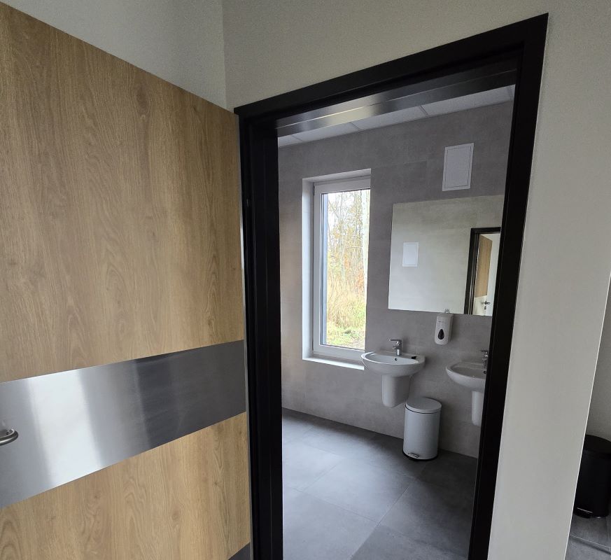 Nowoczesne zaplecze na boisku w Cielmicach gotowe do użytku