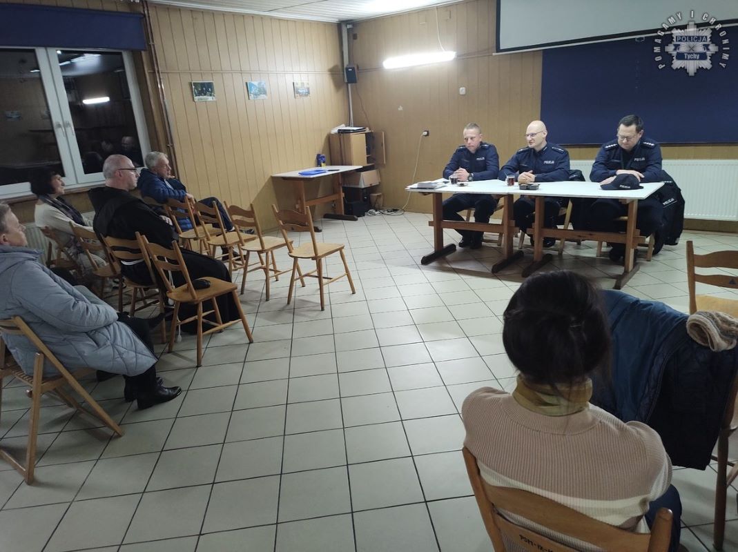 Debata "Bezpieczny Senior" – mieszkańcy Tych wspólnie o bezpieczeństwie