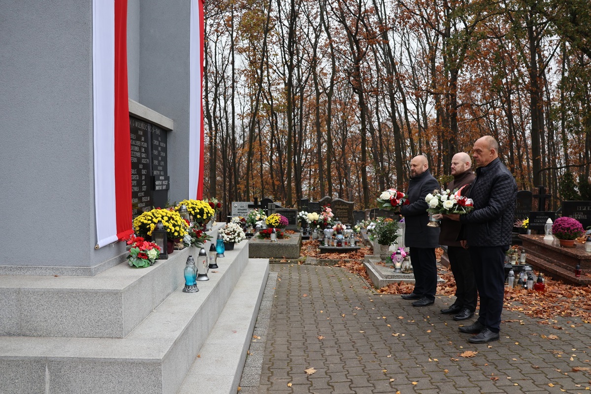 Hołd bohaterom: Narodowe Święto Niepodległości w Orzeszu