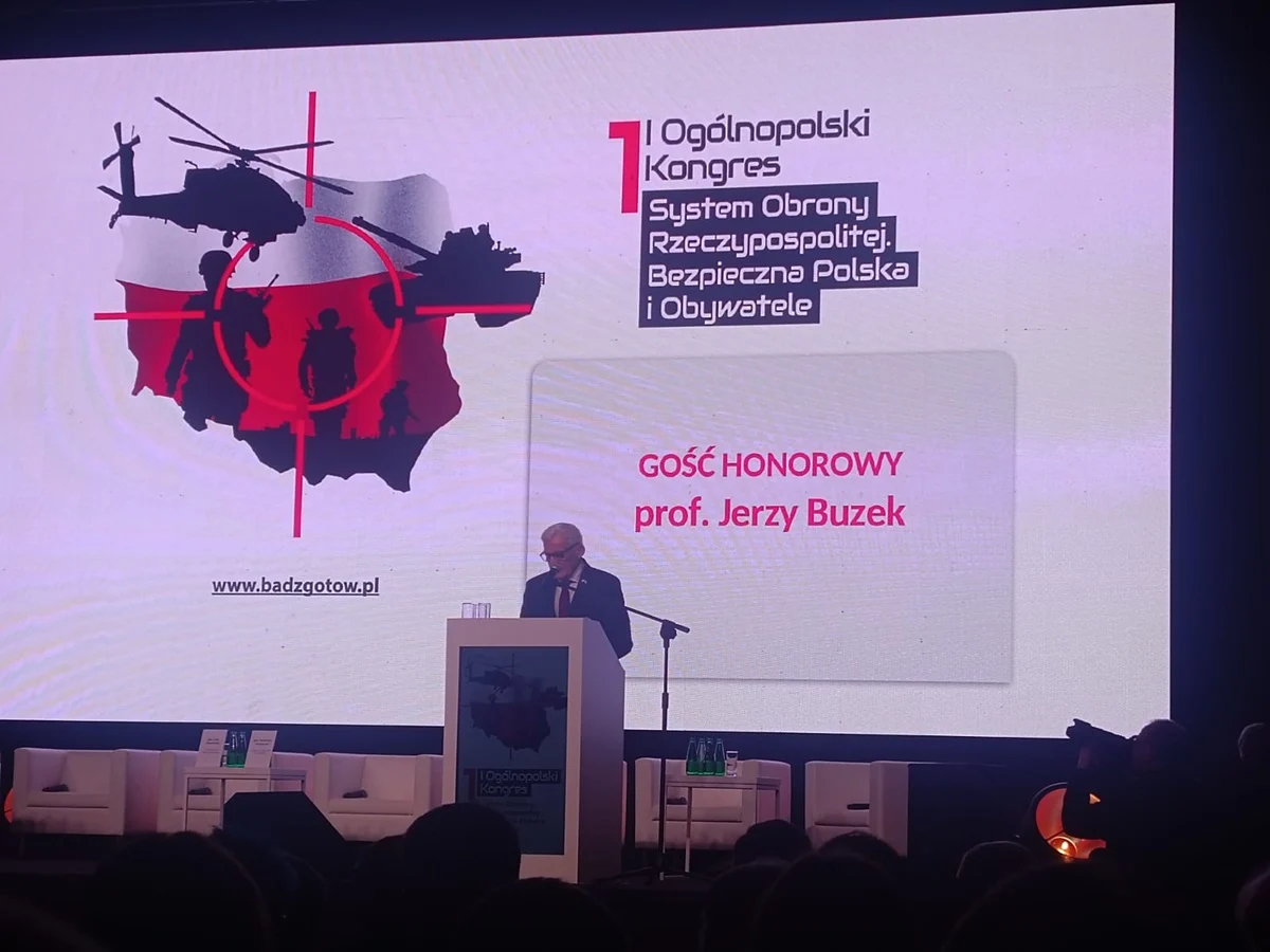 Mariusz Oleś na I Ogólnopolskim Kongresie „System Obrony Rzeczypospolitej” w Krakowie