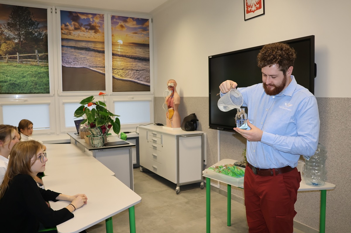 Nowa Zielona Pracownia w SP nr 6 w Orzeszu-Zawiści