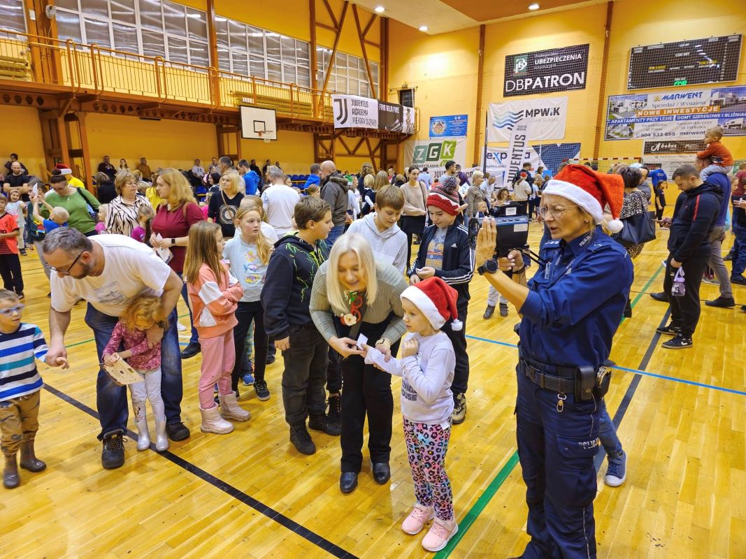 Sportowy Mikołaj 2024 – Piekary Śląskie pełne radości i sportowej zabawy!
