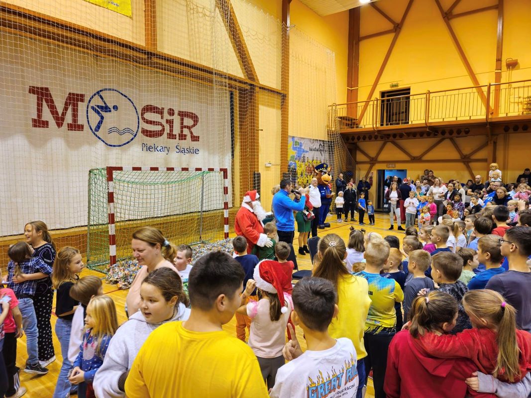 Sportowy Mikołaj 2024 – Piekary Śląskie pełne radości i sportowej zabawy!