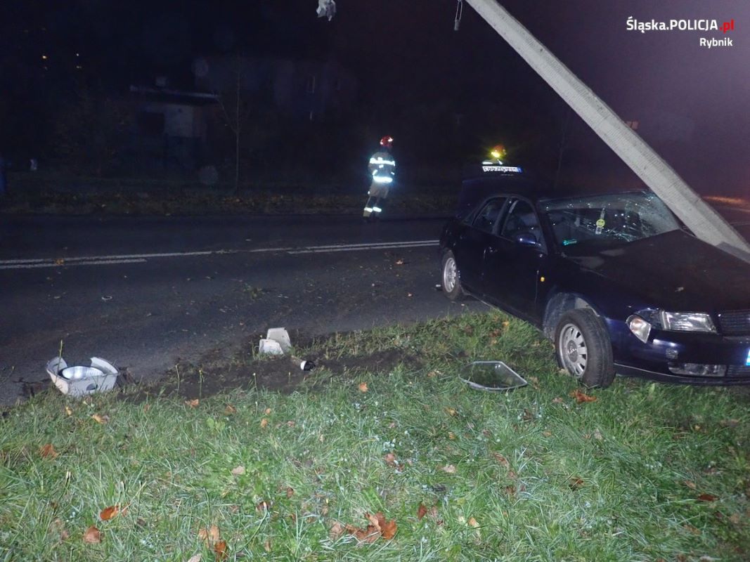Nadmierna prędkość w Rybniku – 18-latek w szpitalu po groźnym wypadku