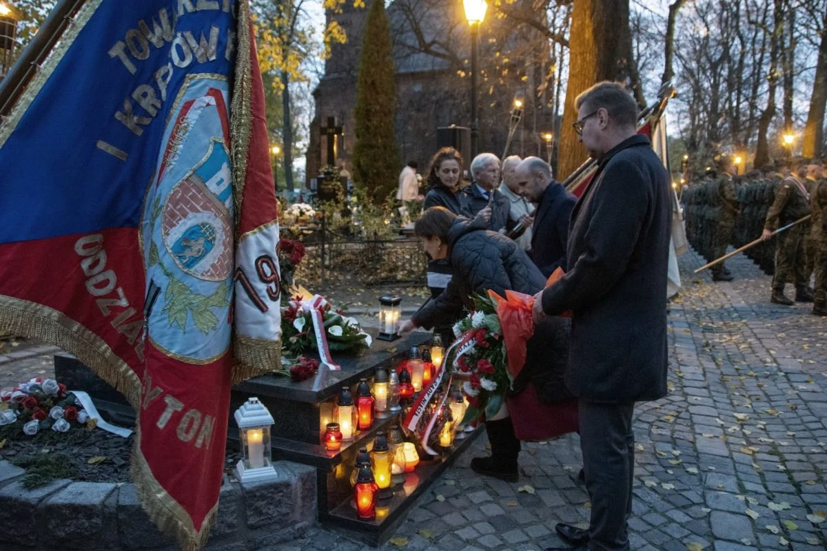 Memoriał kresowej pamięci: w hołdzie obrońcom Lwowa i ofiarom Wołynia