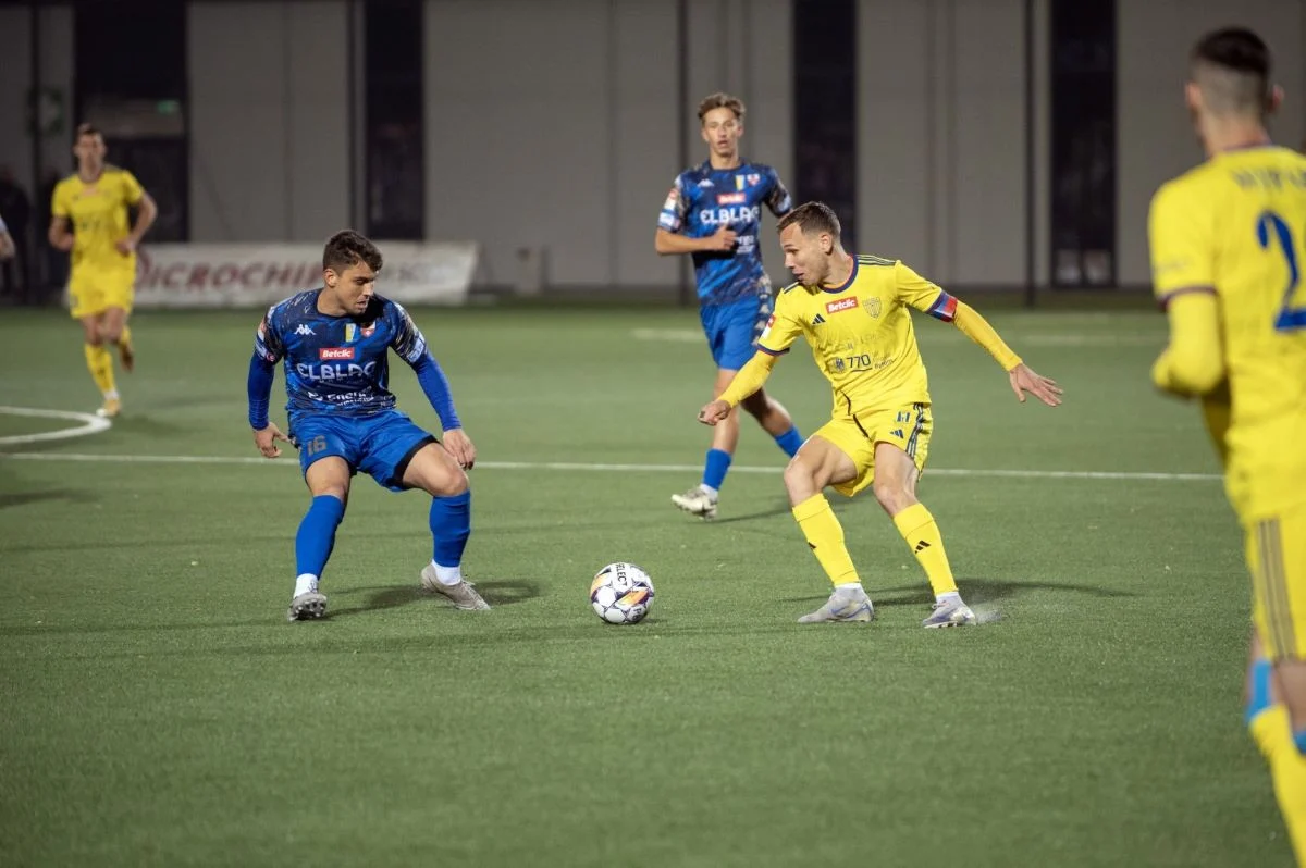 Niebiesko-czerwoni niepokonani u siebie – kolejne zwycięstwo!