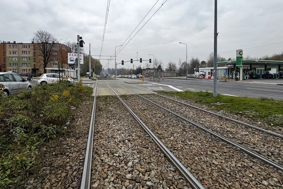 Modernizacja skrzyżowania Arki Bożka i Chorzowskiej dobiega końca