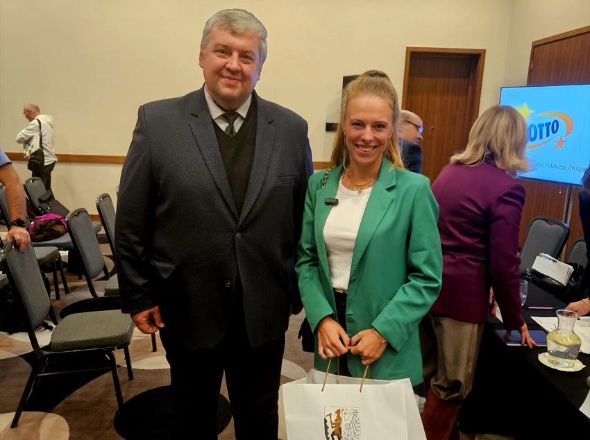 Sukcesy Magdaleny Fręch – nowy poziom w światowym tenisie!