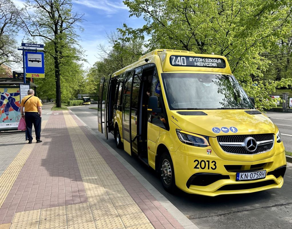 Zmiany w rozkładach jazdy linii 730 i 740 od 26 listopada