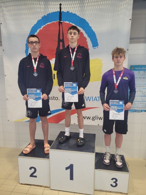 Złote medale na Mistrzostwach Śląska! UKS Na Fali Bytom triumfuje