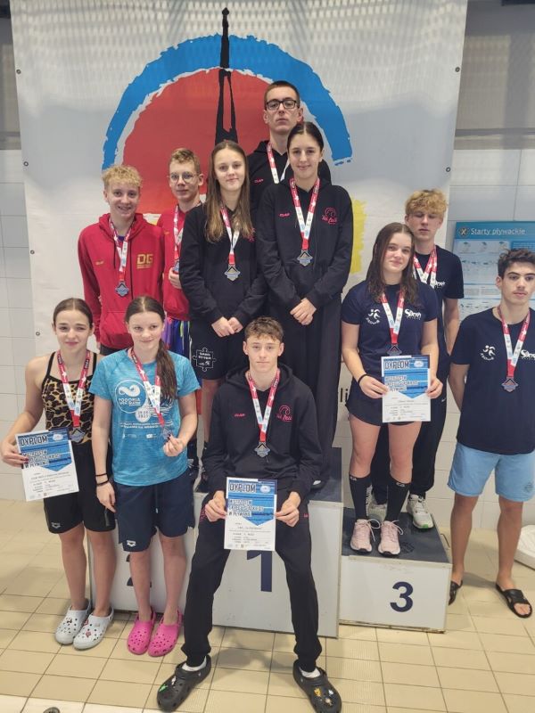 Złote medale na Mistrzostwach Śląska! UKS Na Fali Bytom triumfuje