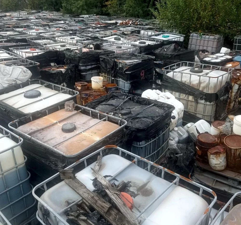 Śląskie składowiska - niebezpieczne odpady tykają jak bomby czasowe