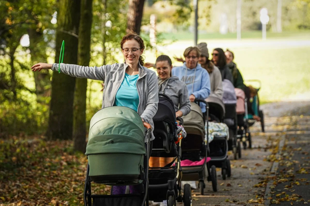 „Aktywna Mama” w Katowicach – macierzyństwo w ruchu, zdrowiu i dobrym towarzystwie!