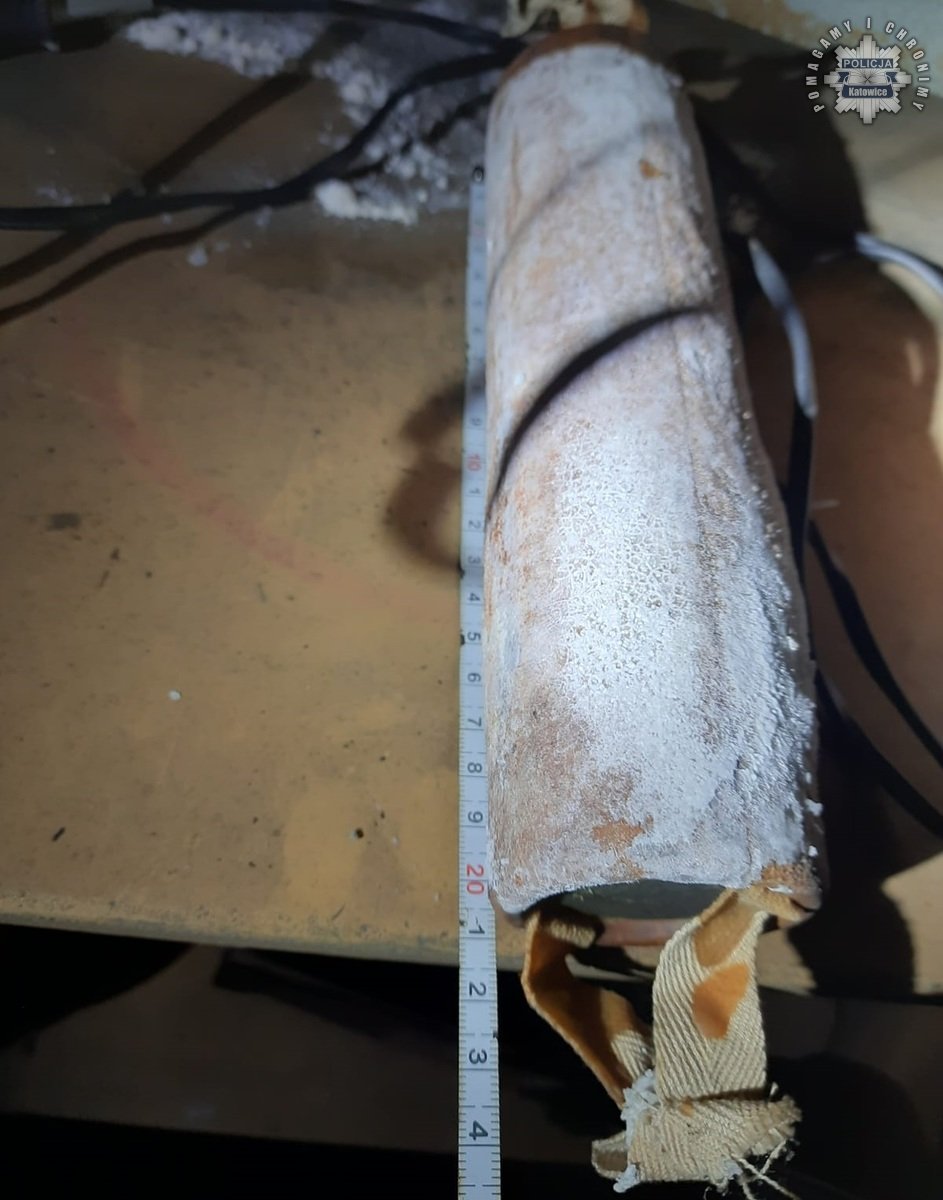 Niebezpieczne znalezisko w Katowicach – granaty w budynku na ul. Sikorskiego