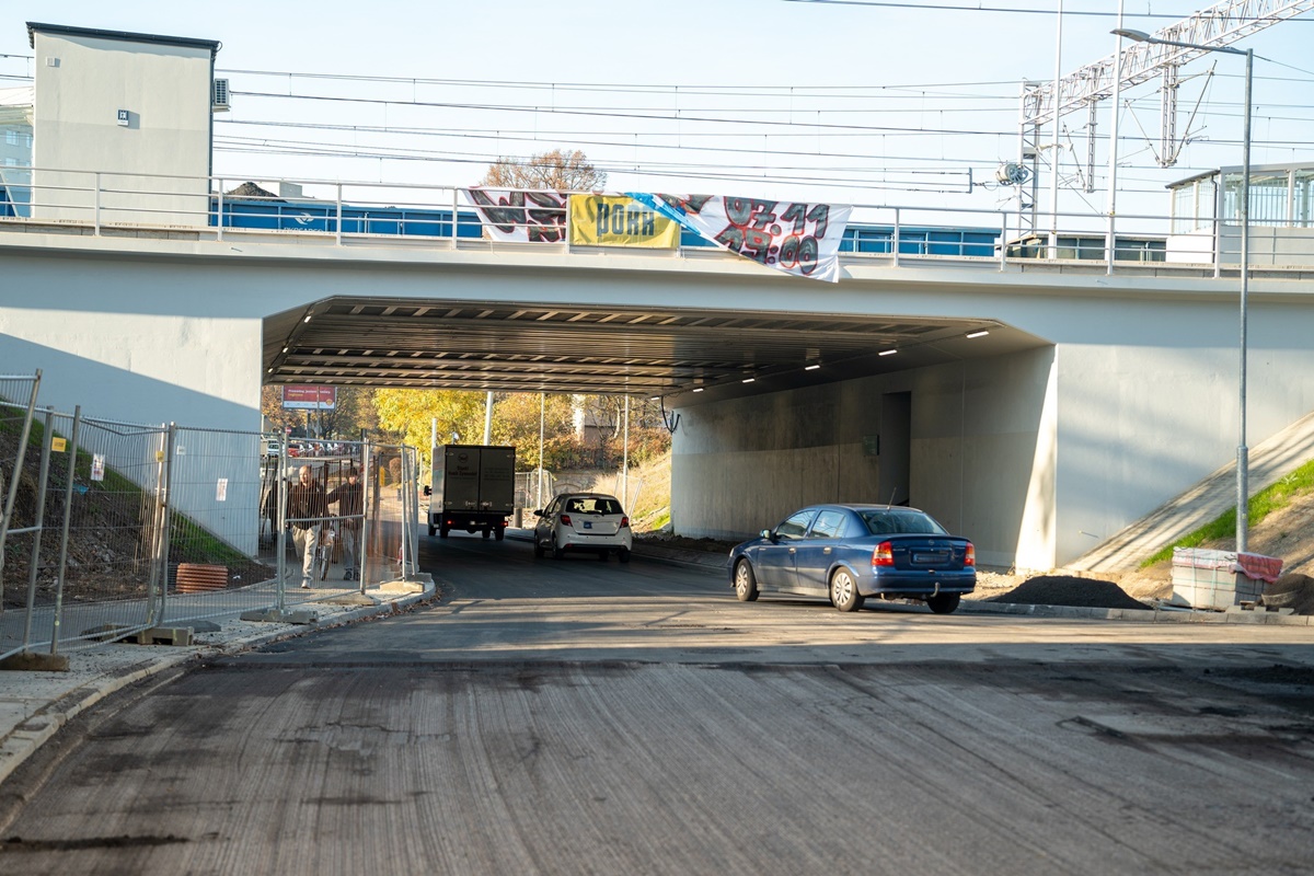 Zakończenie kolejnego etapu przebudowy wiaduktu nad ulicą Floriańską
