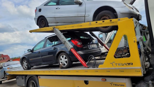 ŁOMZIK Stacja Demontażu Pojazdów