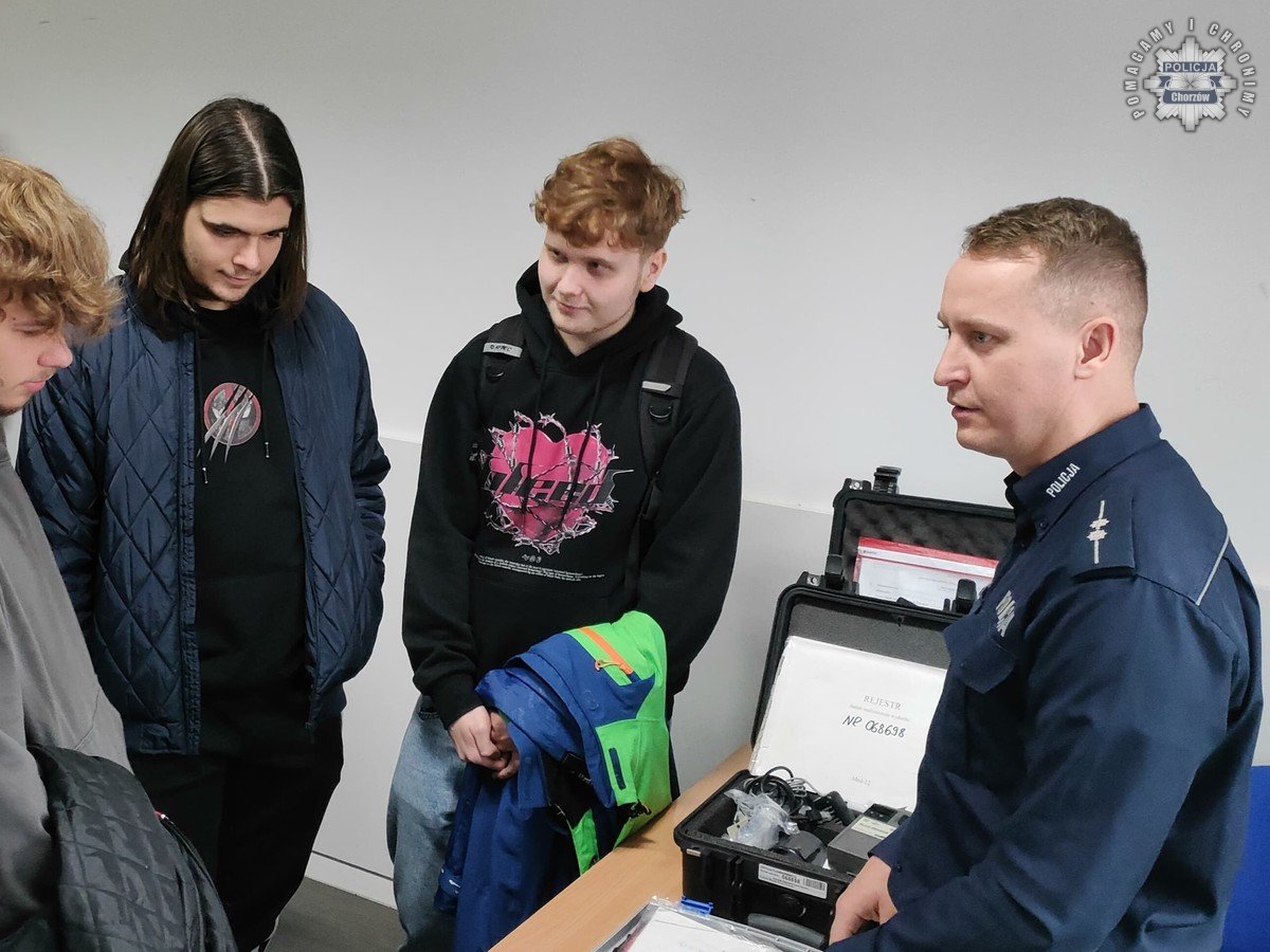 Jak zostać policjantem? Spotkanie studentów z mundurowymi w Chorzowie
