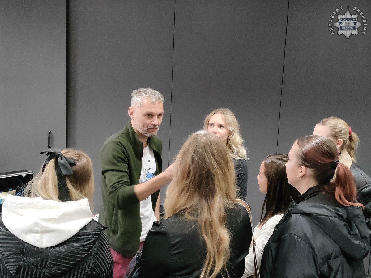 Jak zostać policjantem? Spotkanie studentów z mundurowymi w Chorzowie
