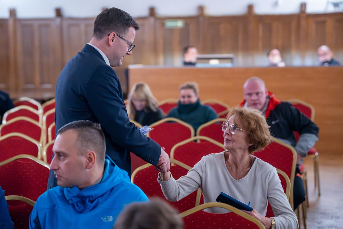 Ostatnie spotkanie z prezydentem Chorzowa – jakie tematy poruszyli mieszkańcy?
