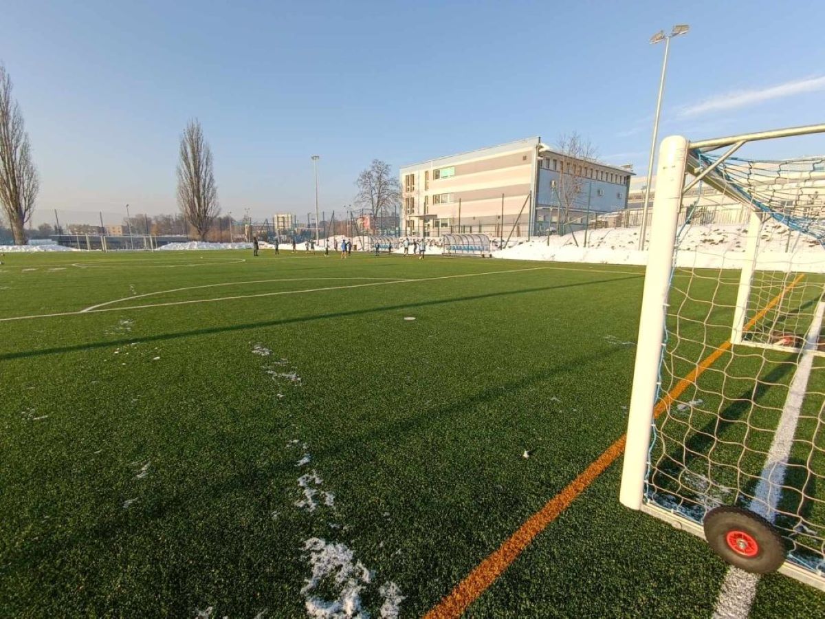 Sport zimą? Orlik przy ul. 3 Maja otwarty dla mieszkańców Chorzowa