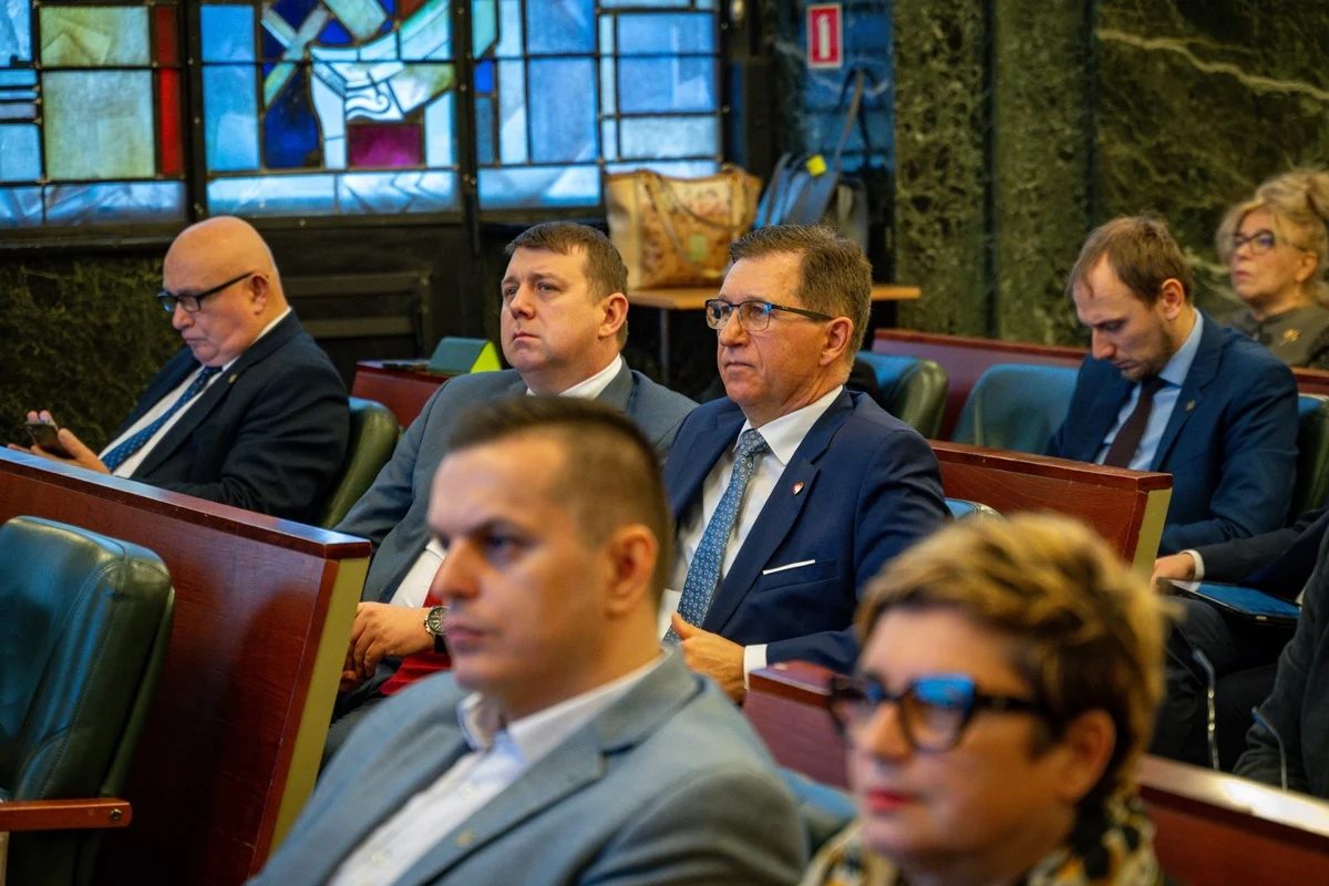 X sesja Rady Miasta – bonifikata na sprzedaż mieszkań wprowadzona