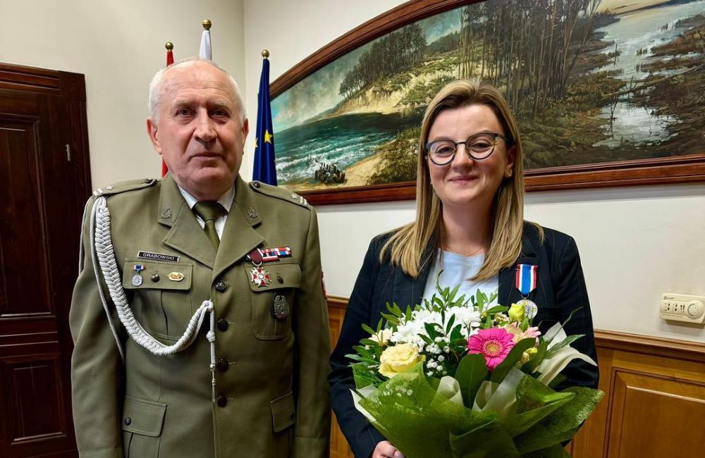 Prezydentka Zabrza odznaczona medalem Światowego Związku Żołnierzy Armii Krajowej