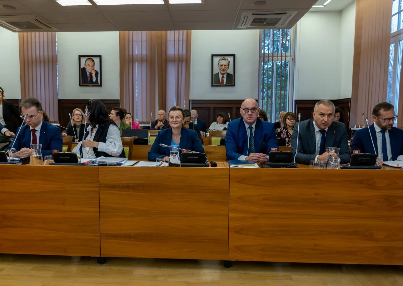 Ponad 370 milionów trafi do miasta. To część większego planu. Czy dobrego?