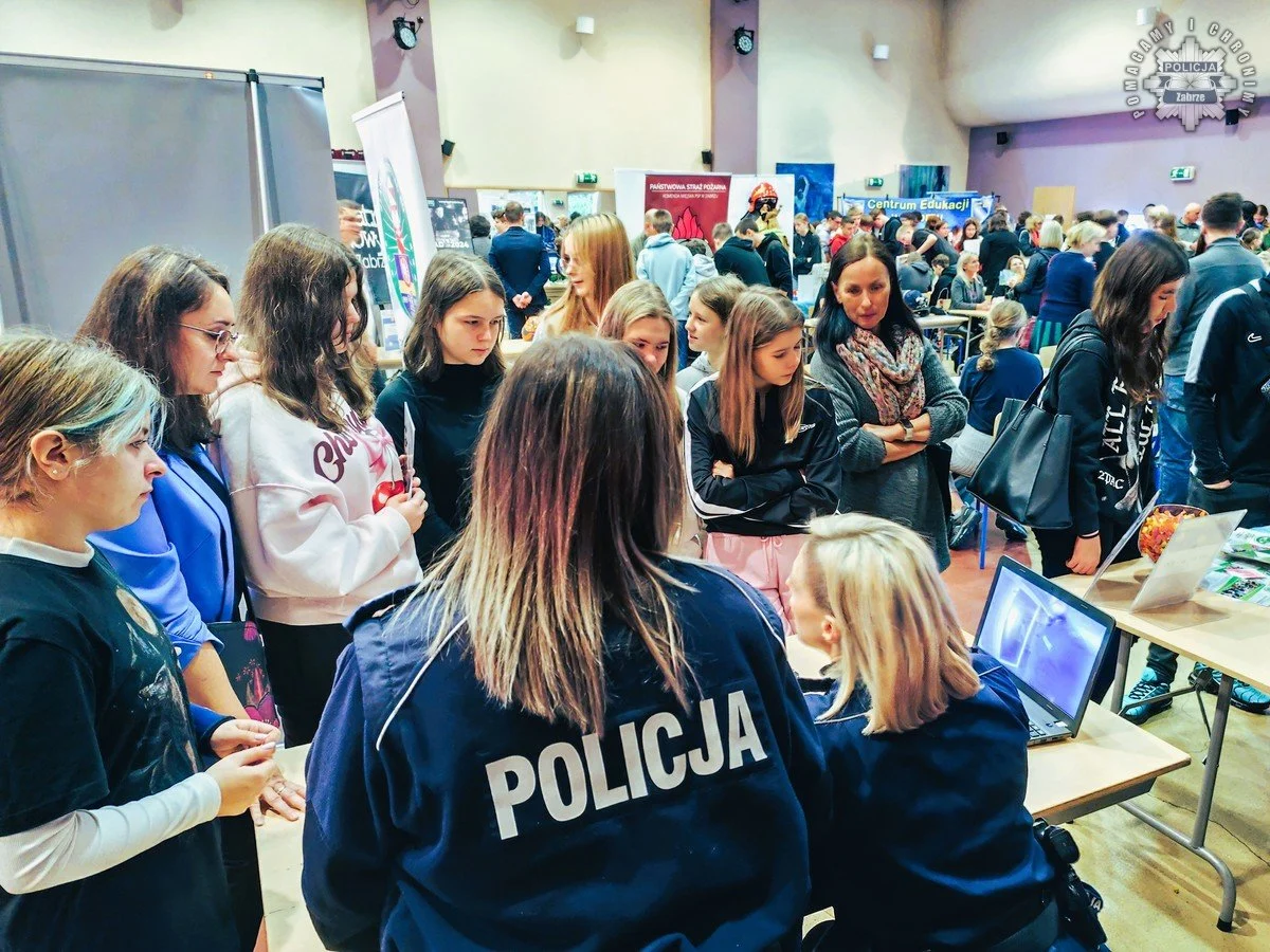 Służba w Policji? Młodzież poznała tajniki zawodu