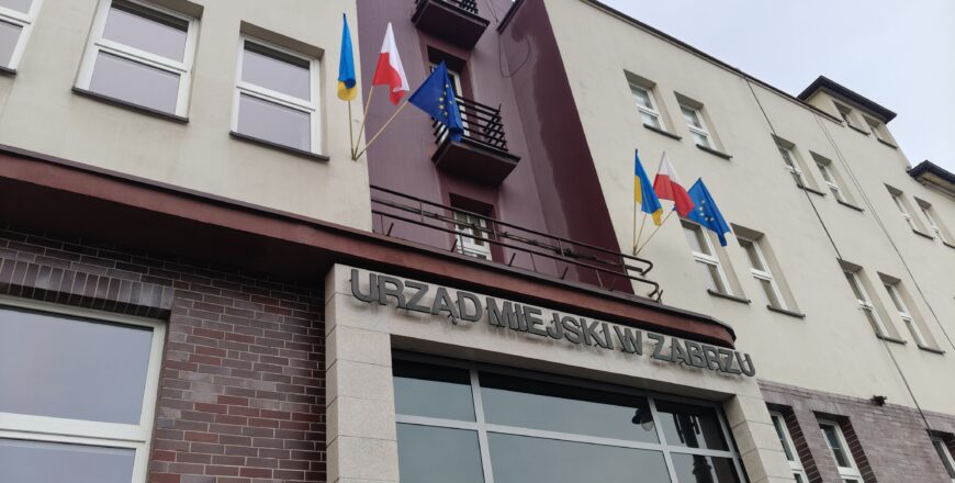 Miasto wywiesiło ukraińskie flagi, zabrzańska Konfederacja oburzona