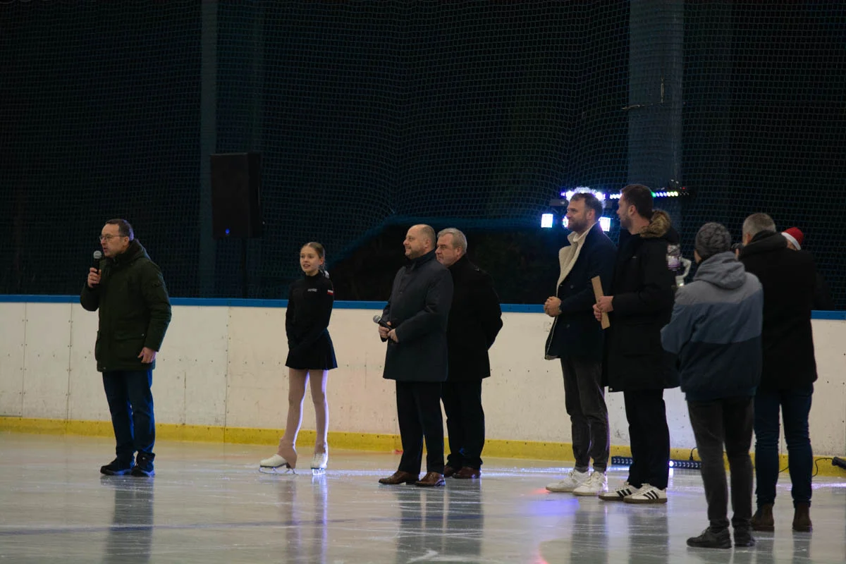 Otwarcie lodowiska na Burloch Arenie 10