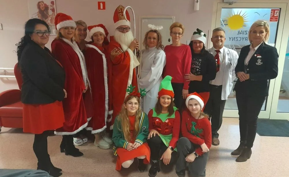 Święty Mikołaj w Szpitalu Miejskim! To był dzień pełen niespodzianek!