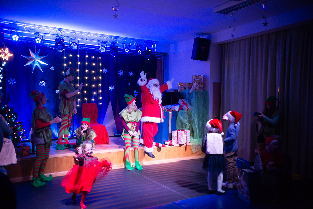 Spotkanie z Mikołajem w In-nYm Domu Kultury w Kochłowicach 12