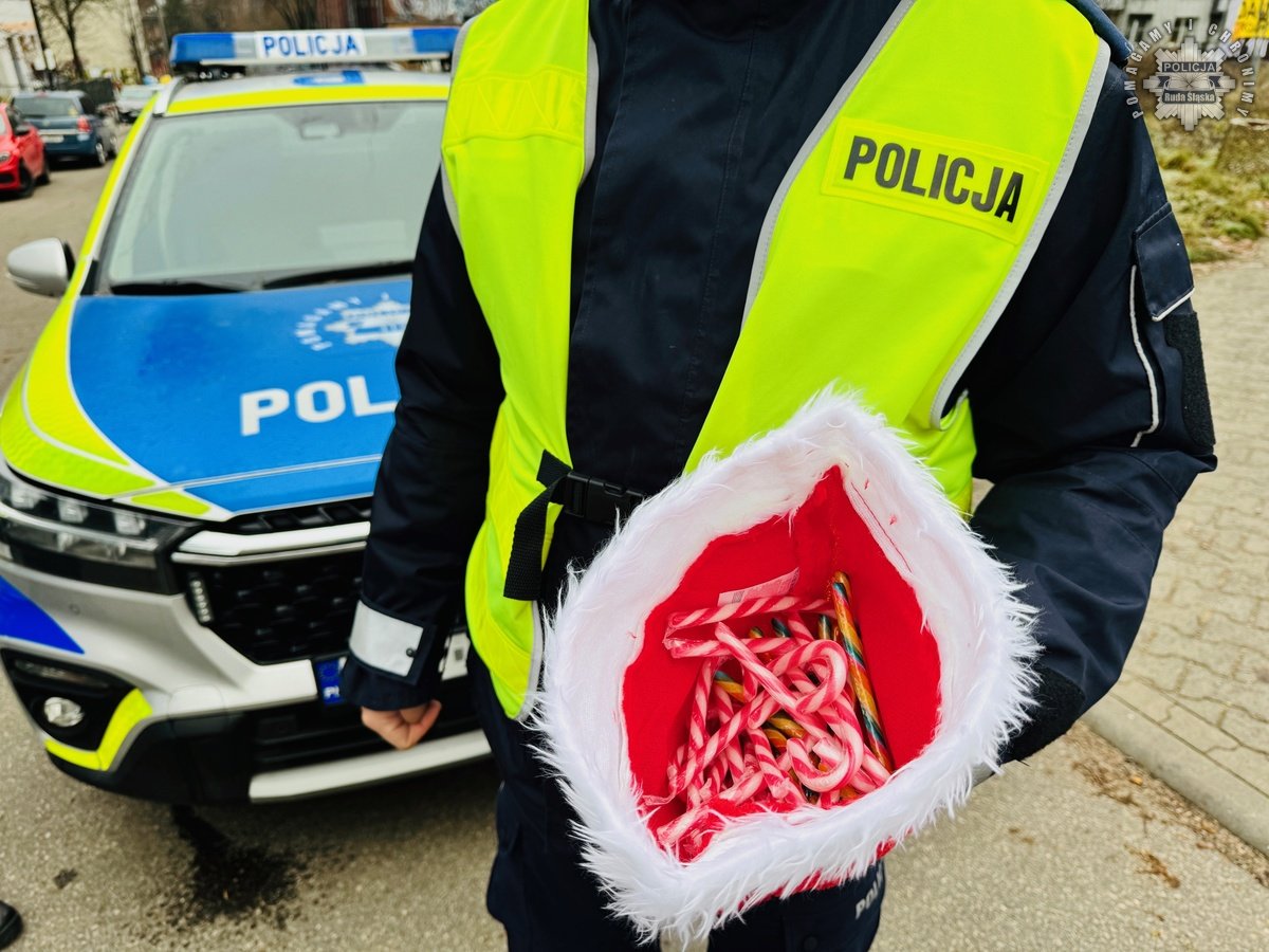 Policyjne kontrole w Mikołajki 1