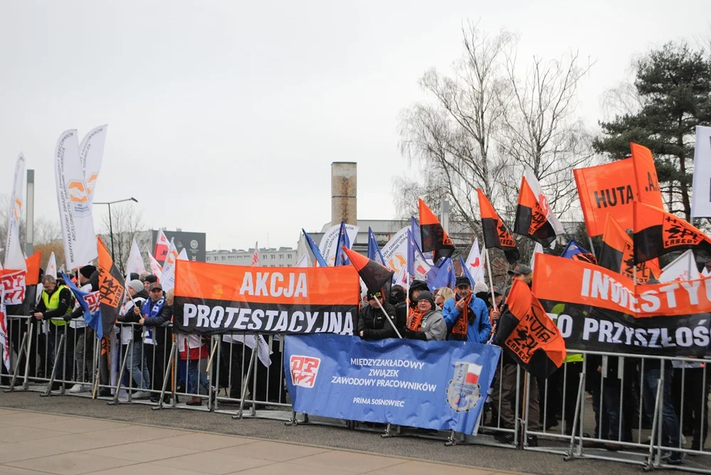 Protest hutników podczas konwencji KO 15