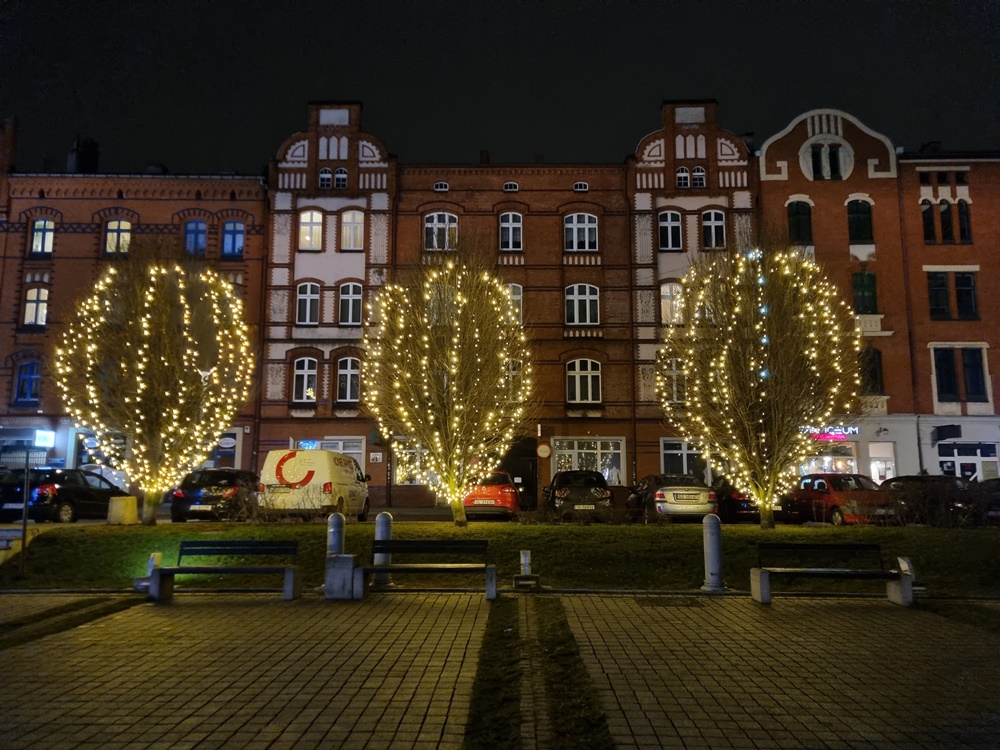 Choinka na rynku 11