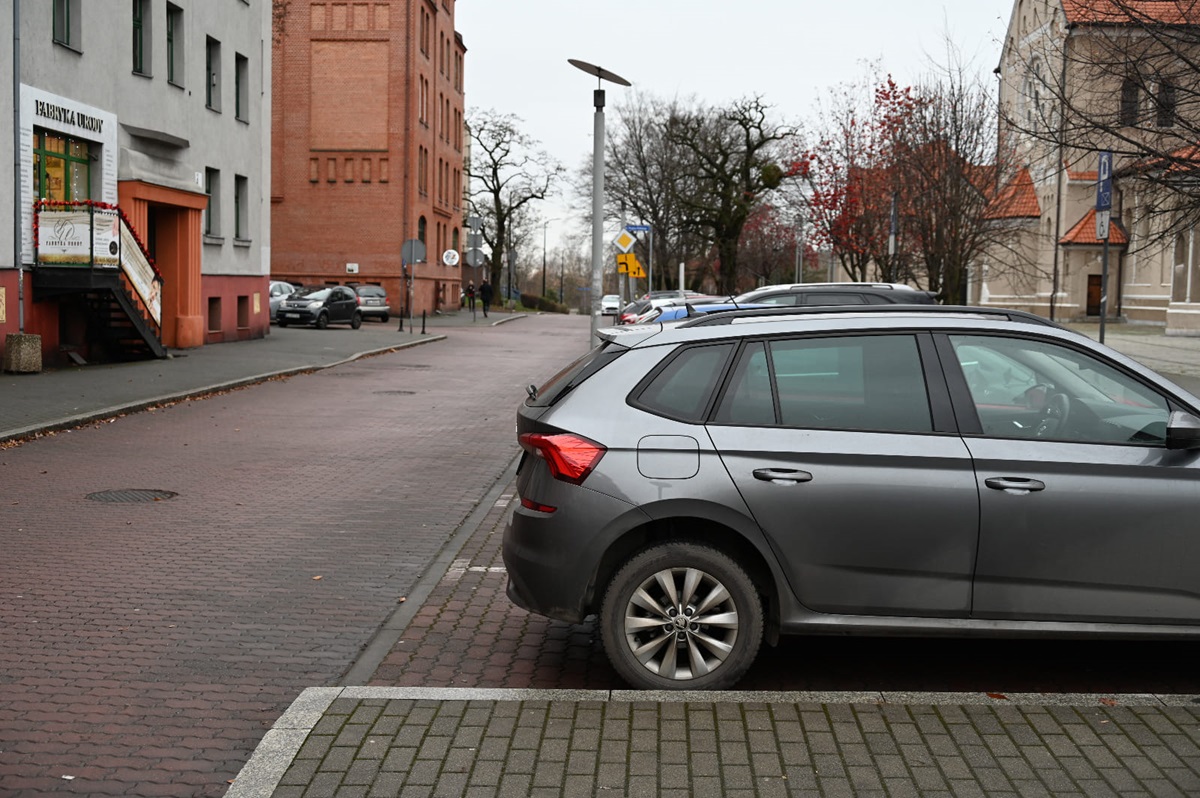 Nowe podejście do parkowania w Nowym Bytomiu – wyniki badań i rekomendacje