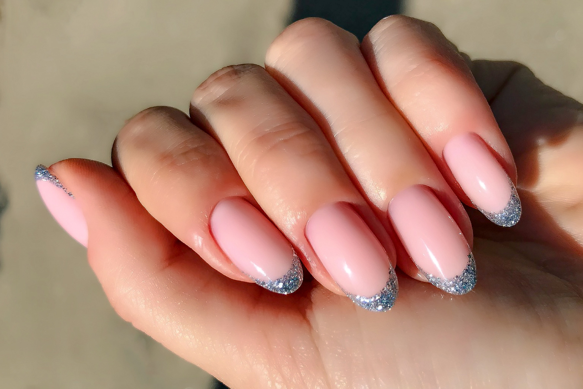 Zobacz, jak przygotować paznokcie na ślub – praktyczny poradnik dla panien młodych