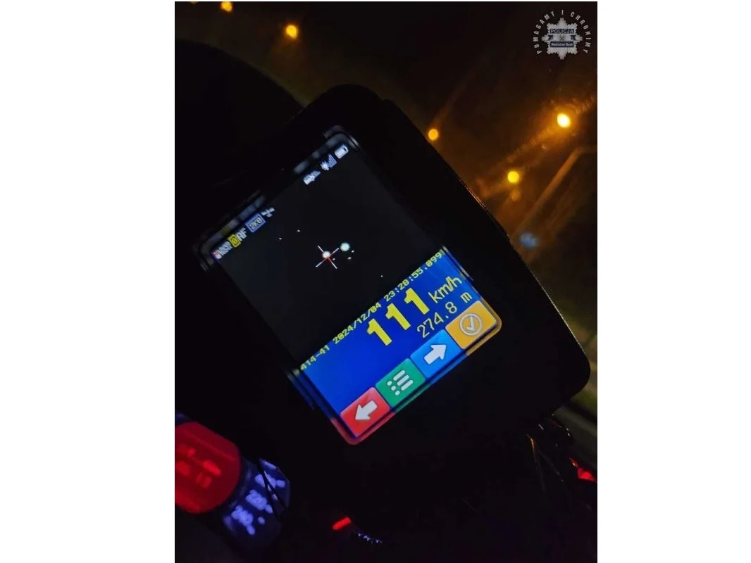 Lekcja pokory dla młodego kierowcy – zatrzymane prawo jazdy za nadmierną prędkość