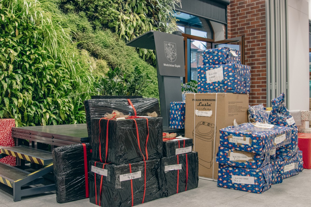 Weekend Cudów w Wodzisławiu – Szlachetna Paczka dociera do potrzebujących