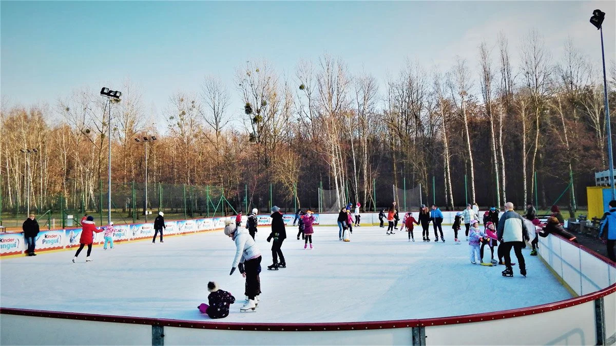MOSiR Łaziska Górne uruchamia lodowisko!
