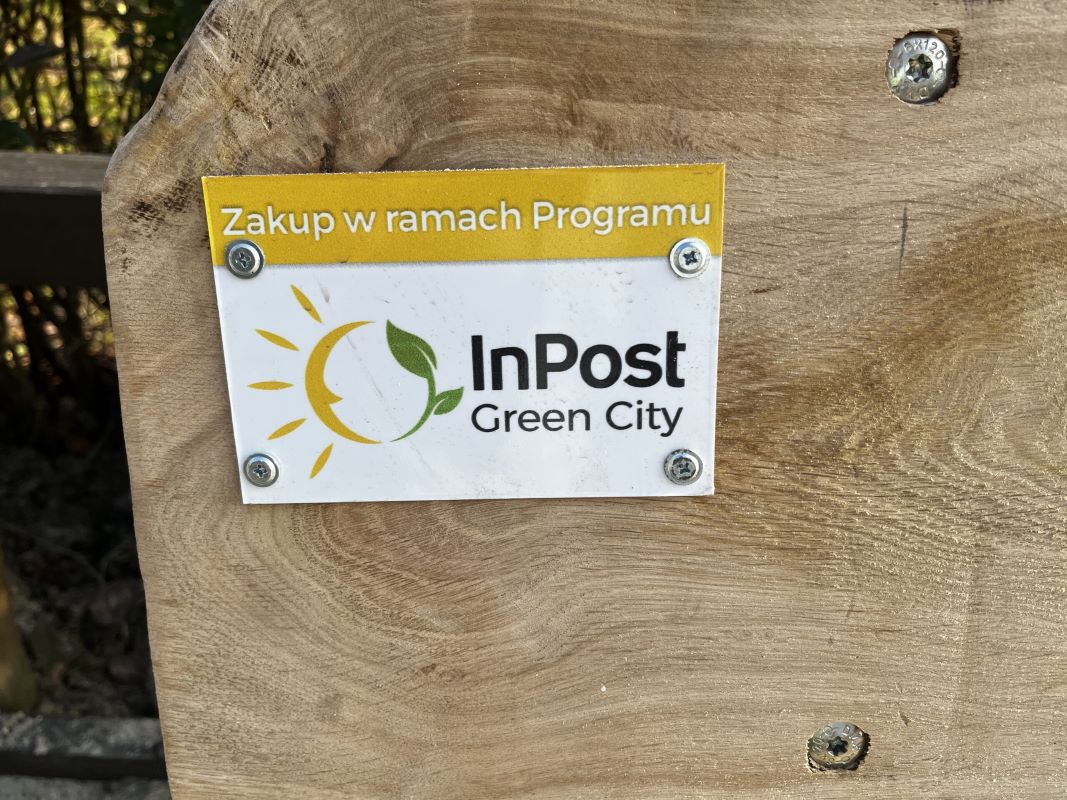 Nowe ławki w Bażantarni i na Rzęsie – zielona inicjatywa w Siemianowicach Śląskich