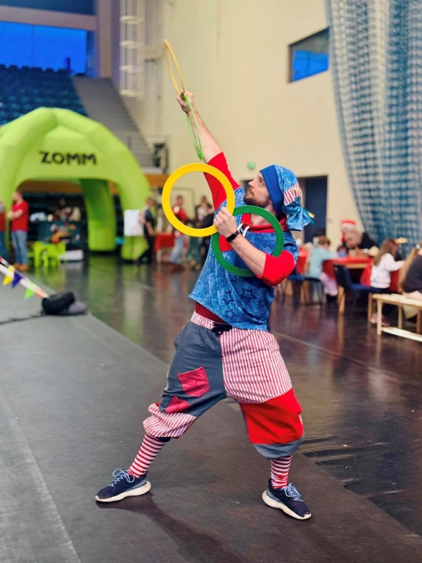 „Wesoły Cyrk Pana Pedro” – radość, świąteczna atmosfera i niezapomniane atrakcje 18