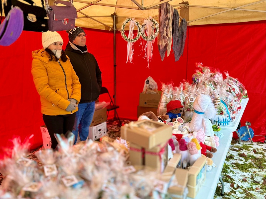 Bożonarodzeniowy Kiermasz w Larysz-Hajdowizna – ognisko, kolędowanie i magia świąt 2