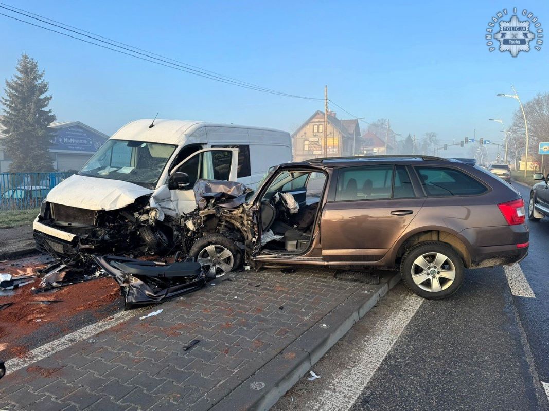 Poranne zderzenie na ulicy Mikołowskiej: 5 osób ranne, apel o ostrożność!