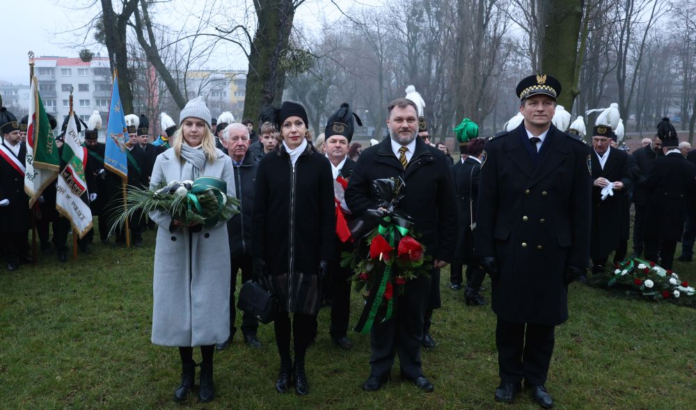 Barbórka 2024 w Piekarach: górnicza tradycja na ulicach miasta