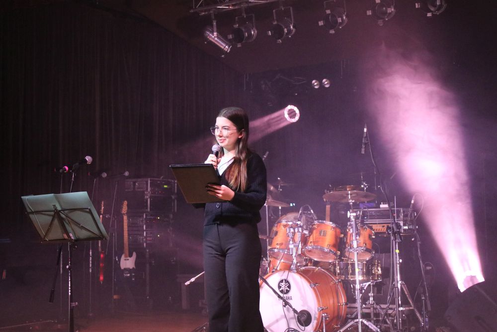 Finał XII edycji „SPI NIE ŚPI”: młode talenty rozbłysły na scenie! 3