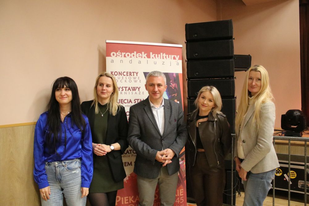 Finał XII edycji „SPI NIE ŚPI”: młode talenty rozbłysły na scenie! 15