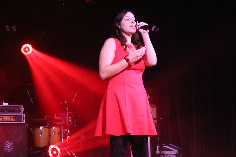 Finał XII edycji „SPI NIE ŚPI”: młode talenty rozbłysły na scenie! 19