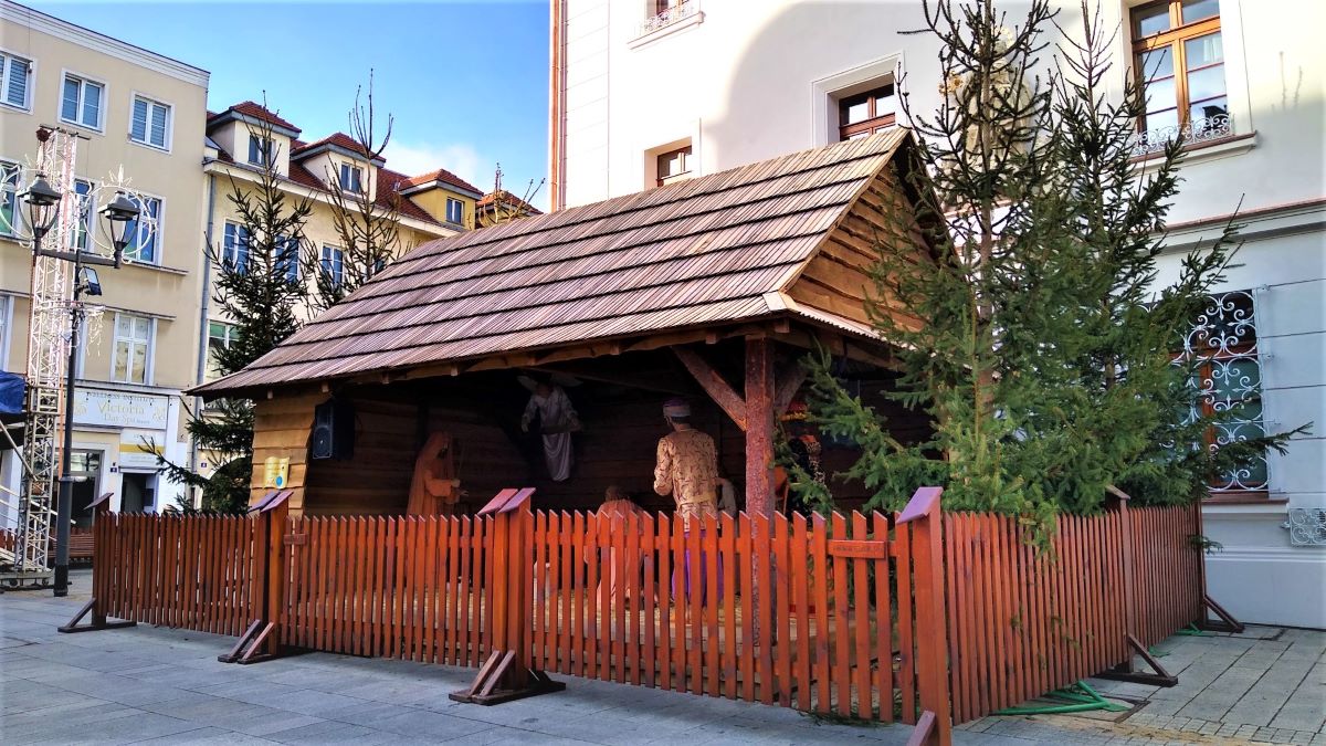 Żłóbek stajenki z gliwickiego Rynku jest jeszcze pusty, jednak już dziś się to zmieni!